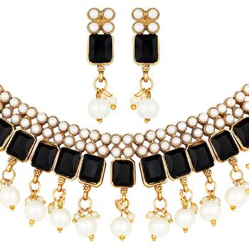 Gold necklaces 1