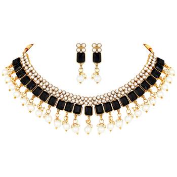 Gold necklaces 3