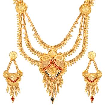Gold necklaces 1