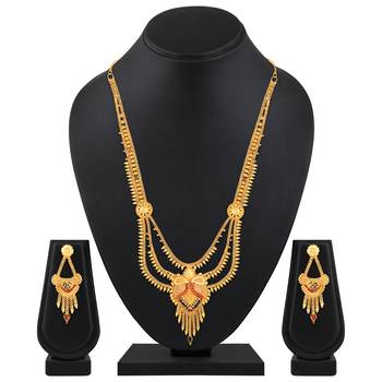 Gold necklaces 2
