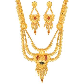 Gold necklaces 1