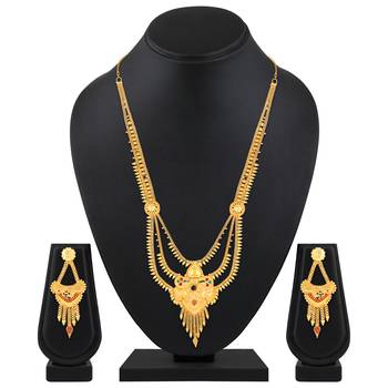 Gold necklaces 2