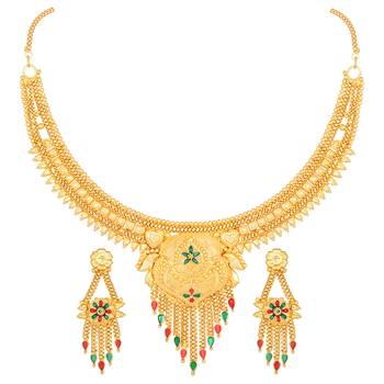 Gold necklaces 3