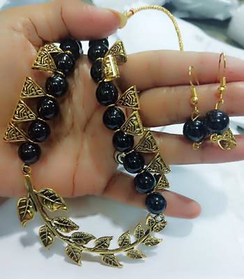 Black Necklaces 1