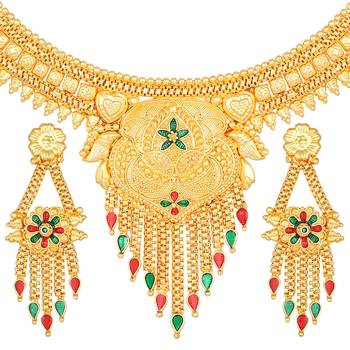 Gold necklaces 1