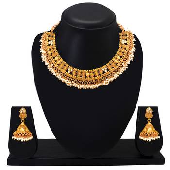 Gold crystal necklace-sets 4