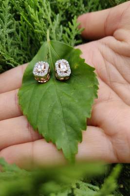 White swarovski crystal studs 2