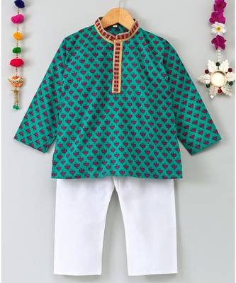 Leaf Printed Kurta With White Pajama 1