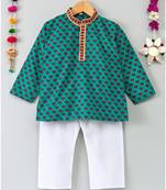 Leaf Printed Kurta With White Pajama