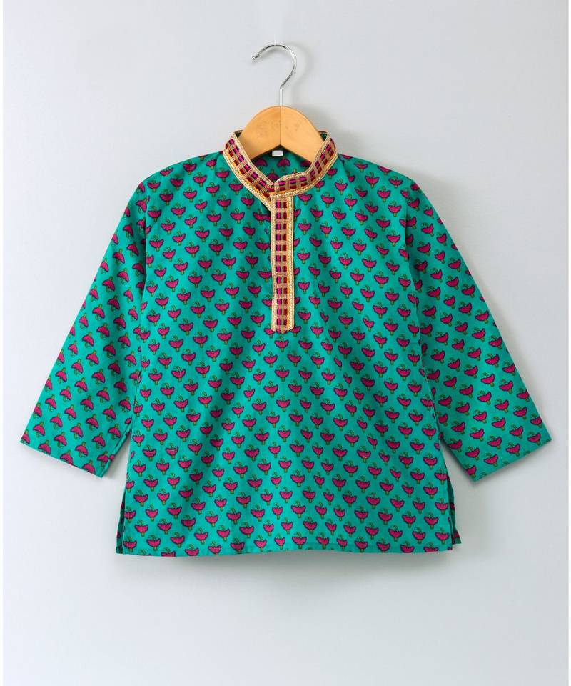 Leaf Printed Kurta With White Pajama