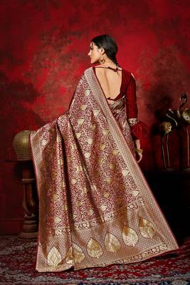 Brown woven silk blend saree with blouse 3