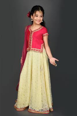 Coral Embroidered Tafetta Flared Lehenga Choli Dupatta 3