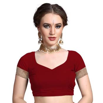 Maroon woven printed saree with blouse 4