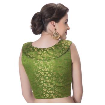 Chutni Green Brocade Petar Pan Collar Neck Princess Cut Padded Sleeveless Front Full Zipper Readymade Saree Blouse 3