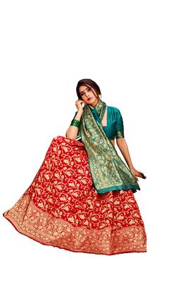 Red Embroidered Cotton Poly Saree With Blouse 4