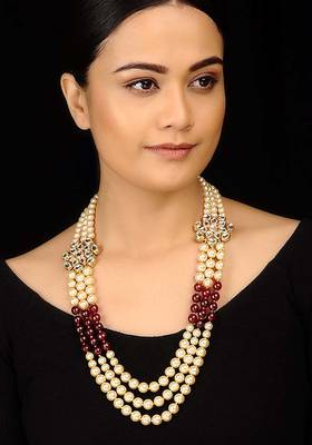 Kundan And Pearls Red Stones Necklace 1