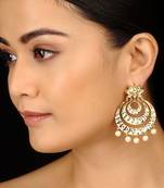 Kundan And Pearls Gold Plated Chandbali