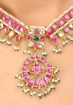 Red Polki And Pearls Choker Necklace 2