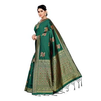 Green woven cotton silk saree with blouse 2