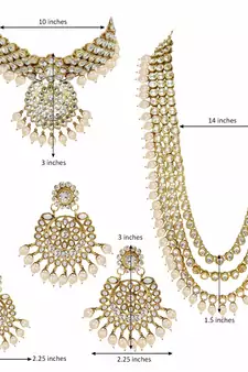 Traditional Kundan Pearl Wedding Choker Bridal Necklace Set Earrings & Maang Tikka For Women
