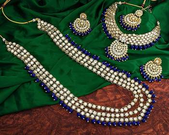 Traditional Gold Plated Kundan Pearl Wedding Choker Bridal Necklace Set Earrings & Maang Tikka For Women 2