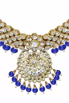Traditional Gold Plated Kundan Pearl Wedding Choker Bridal Necklace Set Earrings & Maang Tikka For Women