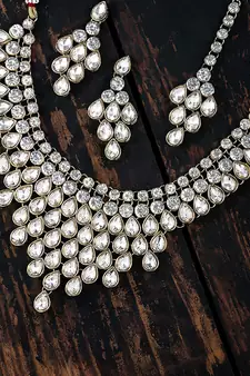 Traditional Stone Studded Bridal Choker Necklace Set Earrings & Maang Tikka For Women