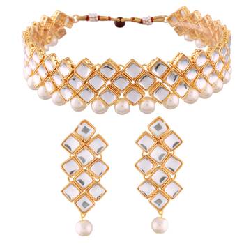 Traditional Kundan And Beads Choker Necklace Set For Women 1