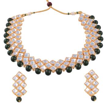Traditional Kundan And Beads Choker Necklace Set For Women 1