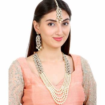Kundan & Moti Rani Haar With Earrings & Maang Tikka For Women 2