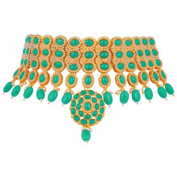 Traditional Deepika Style Bridal Pearl Choker Necklace Set With Maang Tikka 5