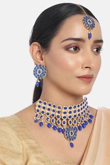 Traditional Deepika Style Bridal Pearl Choker Necklace Set With Maang Tikka