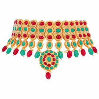 Traditional Deepika Style Bridal Pearl Choker Necklace Set With Maang Tikka 3