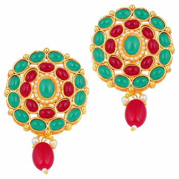 Traditional Deepika Style Bridal Pearl Choker Necklace Set With Maang Tikka 4