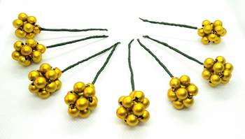 Gold hair-accessories 2