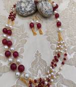 Red pearl necklaces