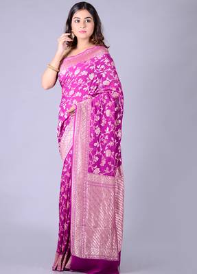Magenta hand woven pure chiffon saree with blouse 3