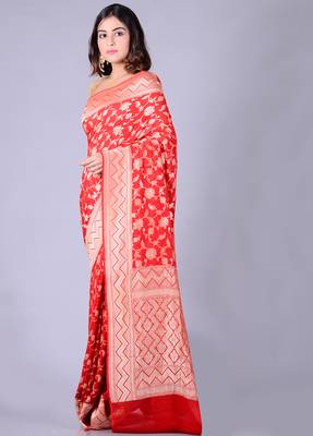 Red hand woven pure chiffon saree with blouse 3