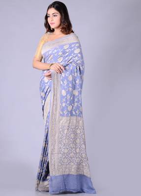 Grey hand woven pure chiffon saree with blouse 3