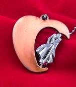 Saizen Couple Heart Pendent With Chain For Men & Women