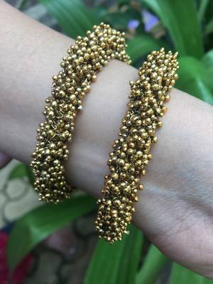 Gold plated Pearl bangles 3