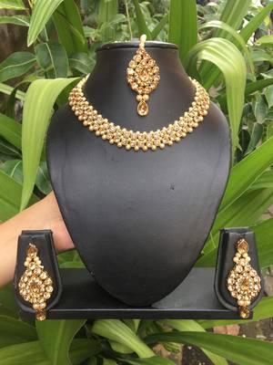 Gold Kundan Necklace Sets 1