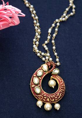 Red Necklaces 3