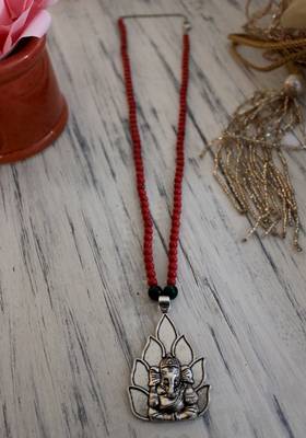 Red Necklaces 1