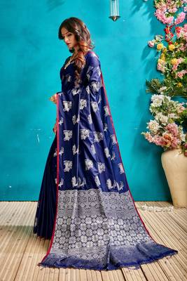 Royal blue woven silk blend saree with blouse 5