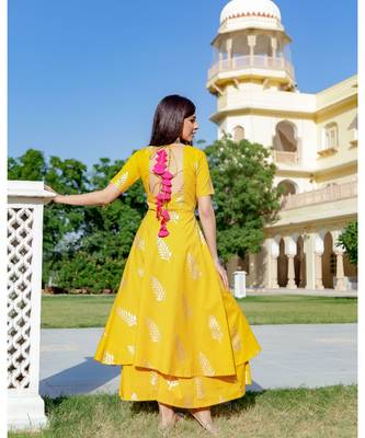 yellow printed Cotton kurta sets 3