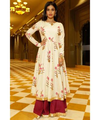 beige printed Cotton kurta sets 1