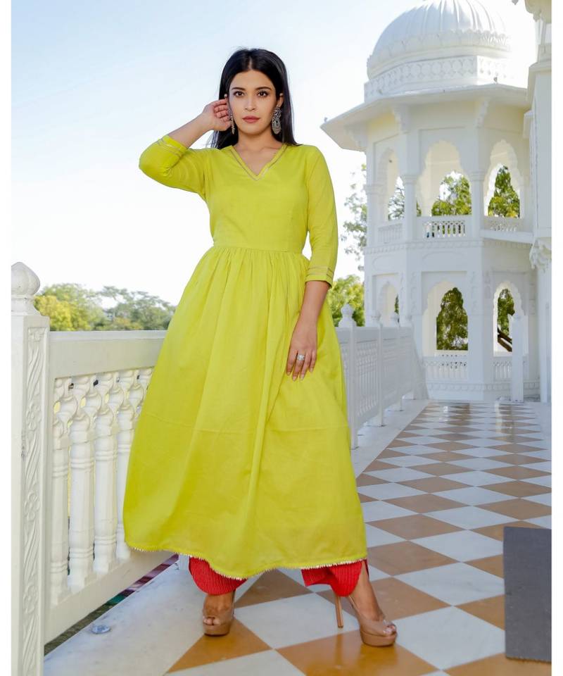 green plain Cotton kurta sets