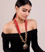 Wanderer's Spirit Necklace Set in Red