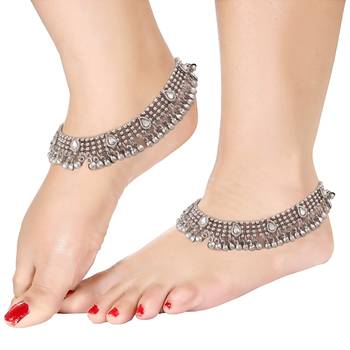 Traditional Oxidized Silver Kundan Anklet For Girls & Women  3
